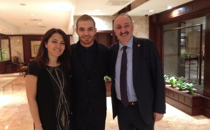 sesi gibi kendi de güzel insan